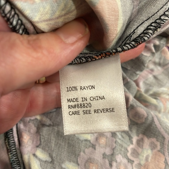 Rachel Zoe Cropped Wrap Top Collared Blouse Floral Black Boho Multi Size XS New - Picture 5 of 6